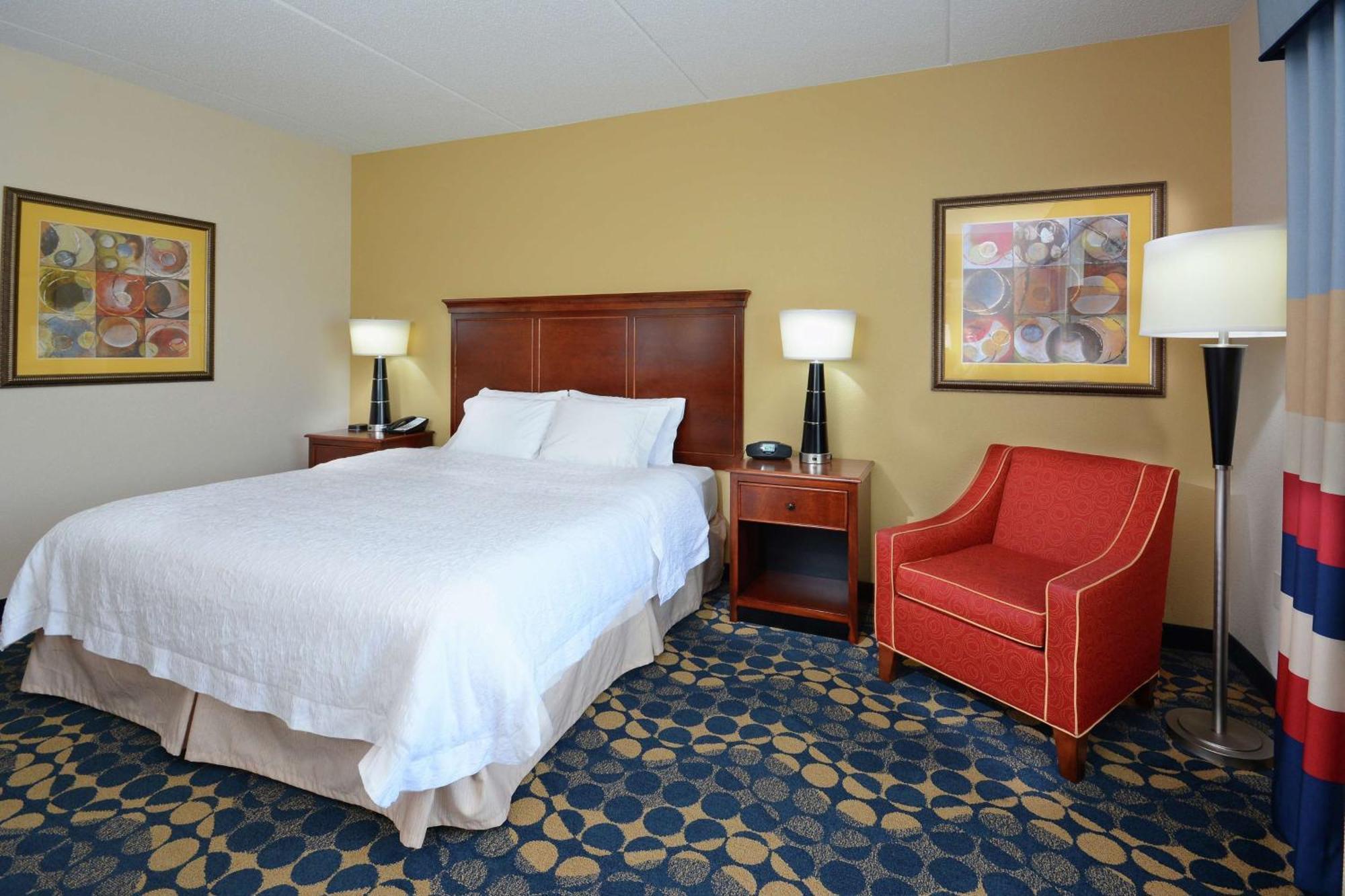 Hampton Inn & Suites Huntersville Exterior foto