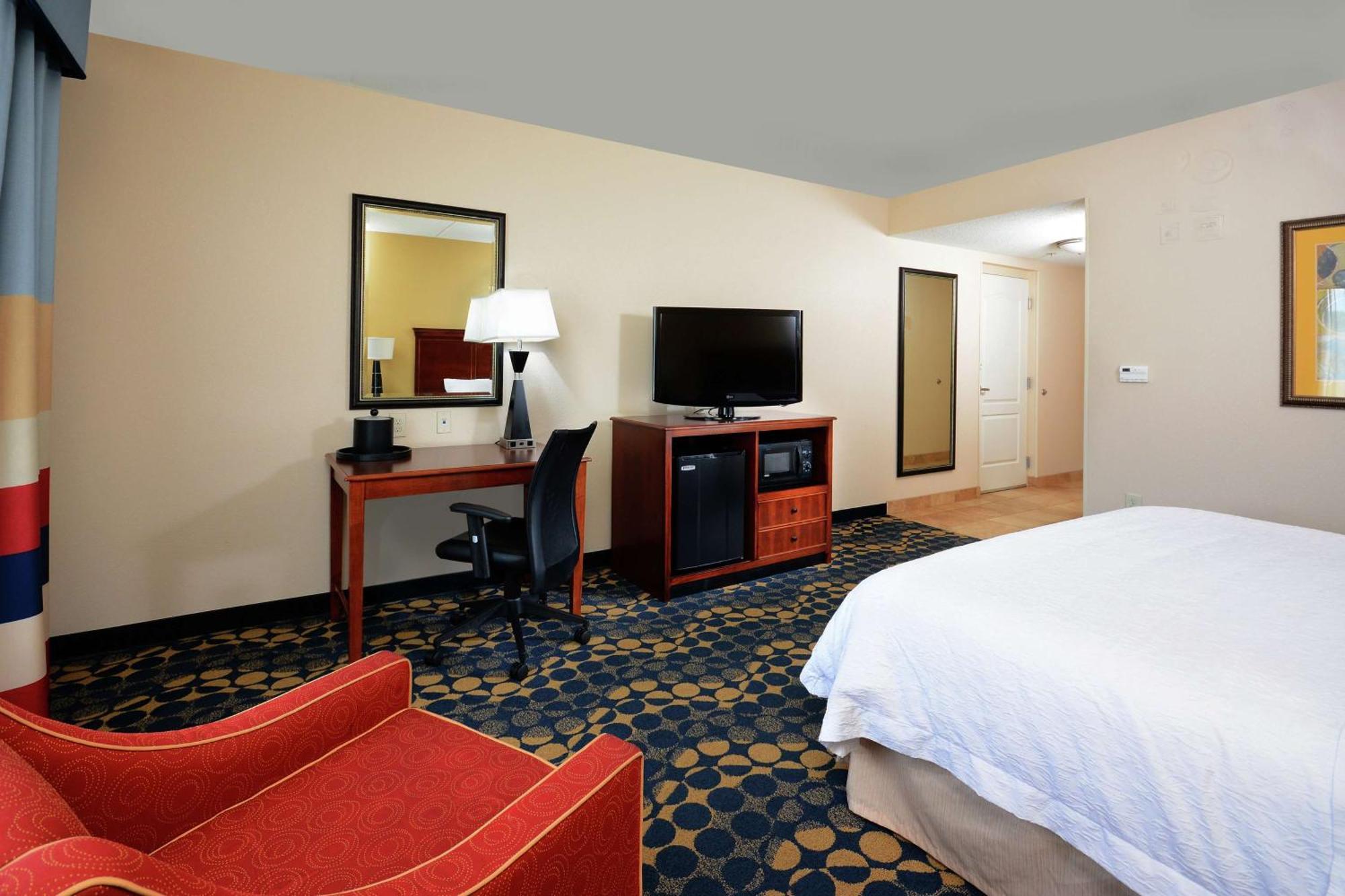 Hampton Inn & Suites Huntersville Exterior foto