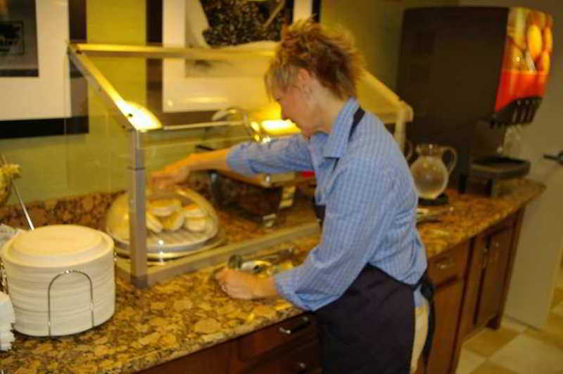 Hampton Inn & Suites Huntersville Restaurante foto